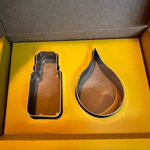 NIB DoTERRA cookie cutters